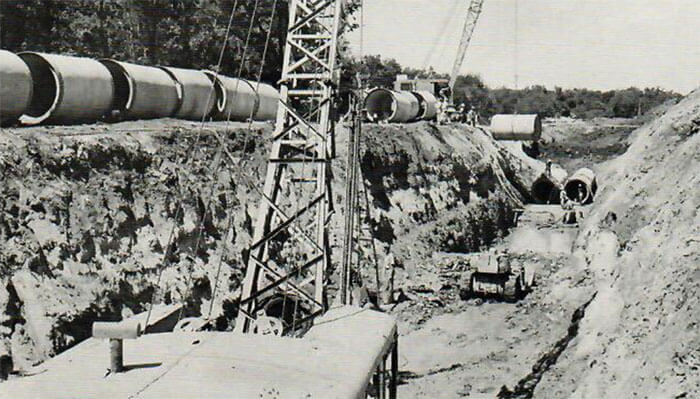 1952 – G-H-A begins manufacturing prestressed concrete cylinder pipe in Grand Prairie, Texas, and builds a plant in Victoria, Texas.